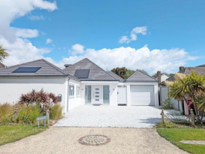 One Elms Way - Sleeps 8 - West Wittering